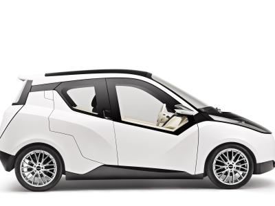 Biofore Concept Car toteutettiin vuonna 2014 UPM:n kanssa. Valtaosa muoviosista on korvattu UPM:n korkealaatuisilla, turvallisilla ja kestävillä biomateriaaleilla, jotka voivat parantaa merkittävästi autonvalmistuksen ympäristösuorituskykyä.
