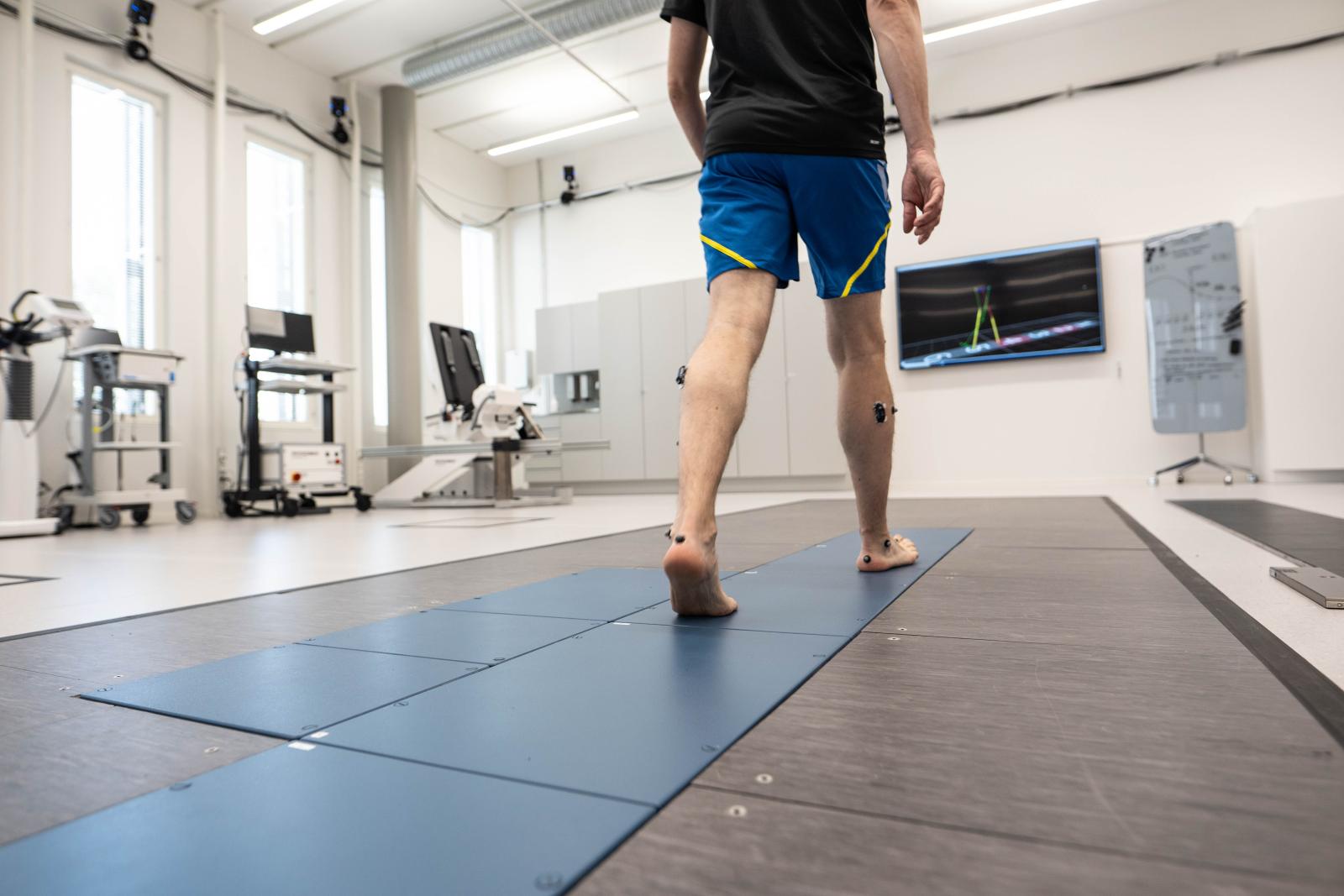 Walking in Metropolia's Biomechanics and Movement Laboratory