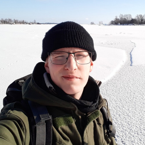 Kuva Otto Haapiosta talvella jäältä.