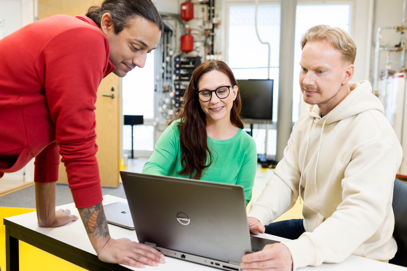 Students in front of a computer