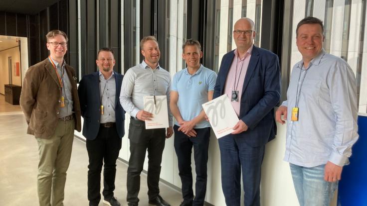 Matti Kantola and Pekka Anttila from Metropolia, Timo Takkinen and Kristian Klaveness from Klaveness, Simo Mustila and Toni Nisula from Metropolia