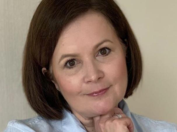 Kasvokuva Päivi Tontti.