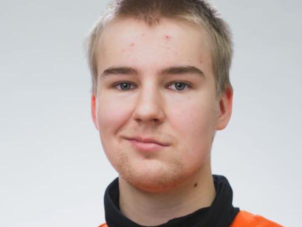 Rasmus opiskelee insinööriksi 