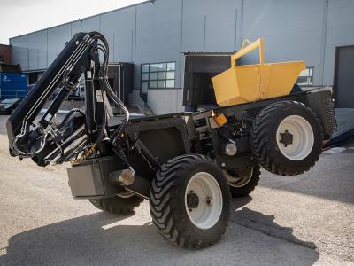 Harveri is a multipurpose electric machine built from recycled parts. It works like a transport robot and can be used as a work machine.